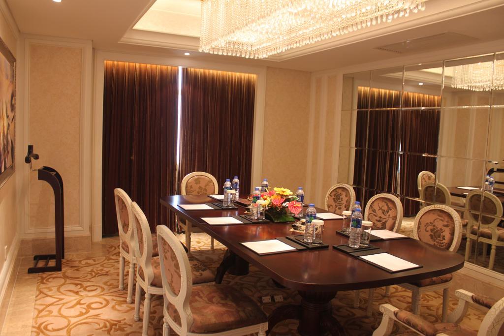 Zhengzhou Yuehai Hotel מראה חיצוני תמונה