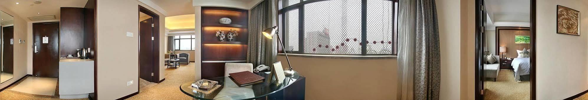 Zhengzhou Yuehai Hotel מראה חיצוני תמונה